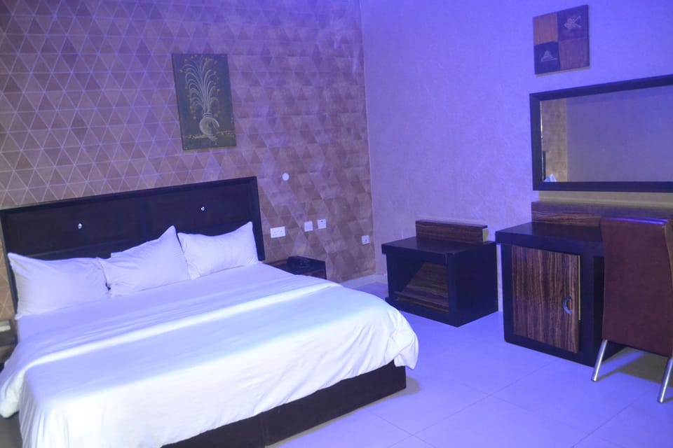 In-room safe, desk, laptop workspace, soundproofing