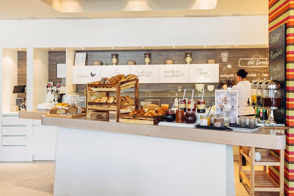 Daily buffet breakfast for a fee