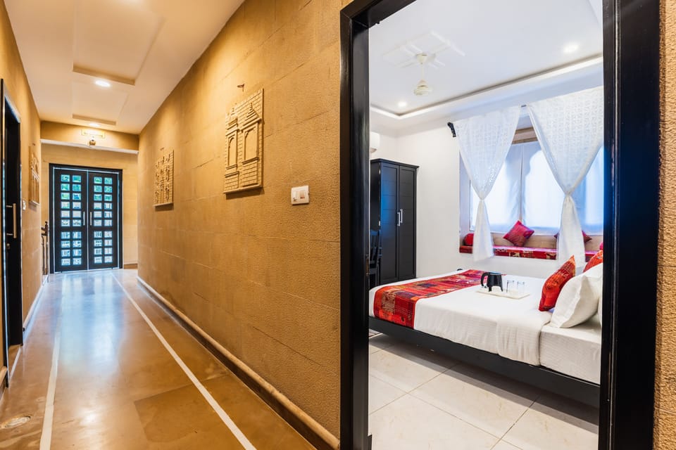 Superior Double Room | Soundproofing, bed sheets