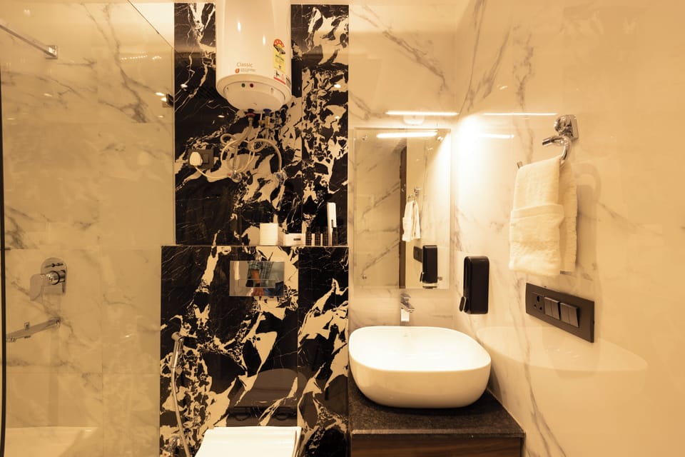 Hyphen Business Hotel Hotel in Noida