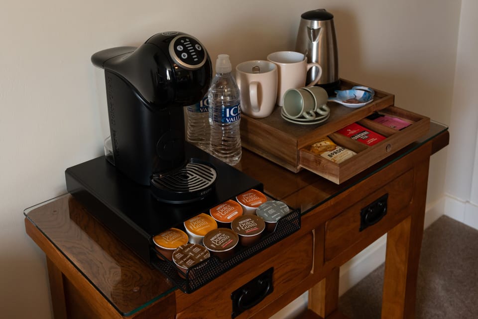 Double or Twin Room | Room amenity