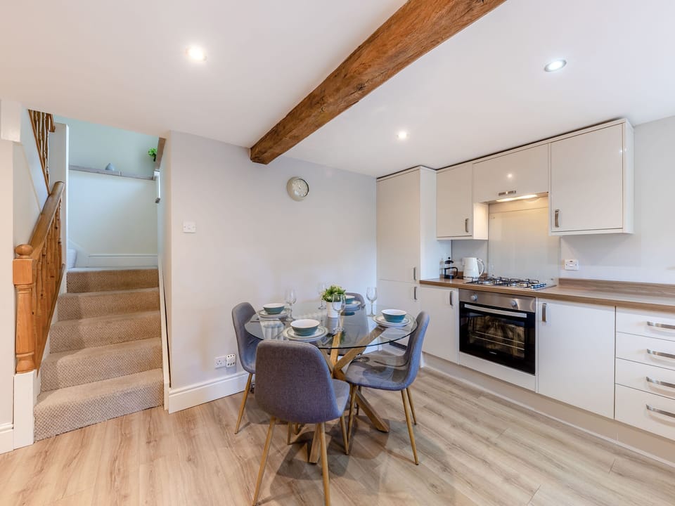 Cottage | Interior