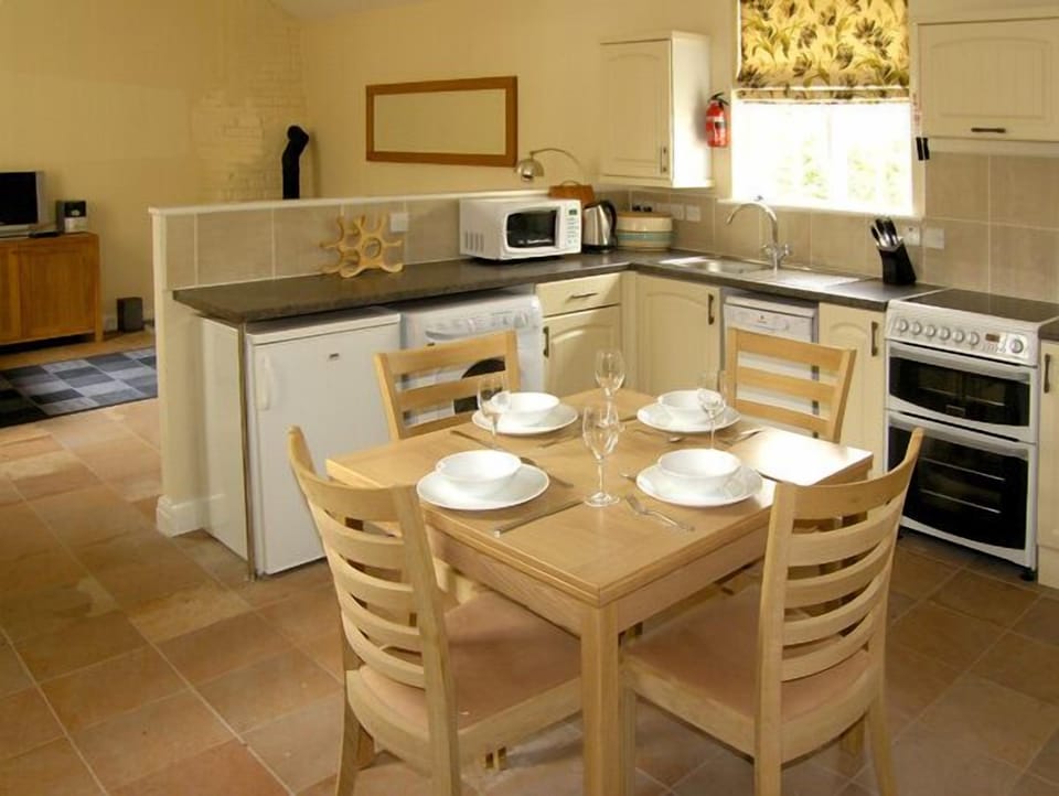 Cottage | Interior