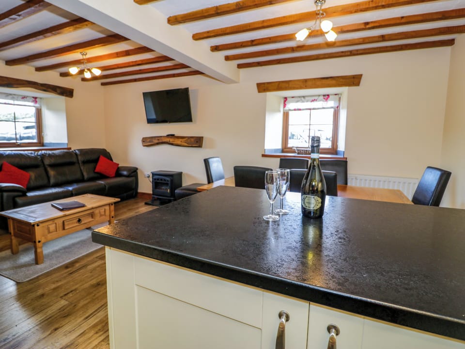 Cottage | Interior