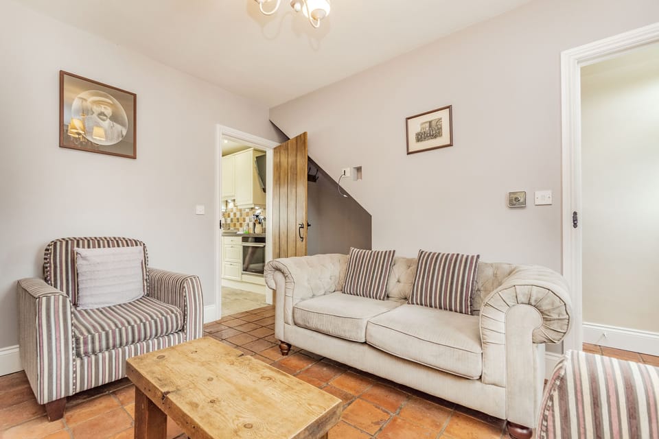 Cottage | Interior