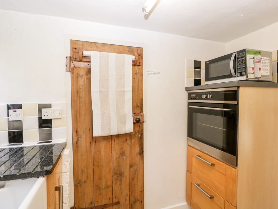 Cottage | Interior