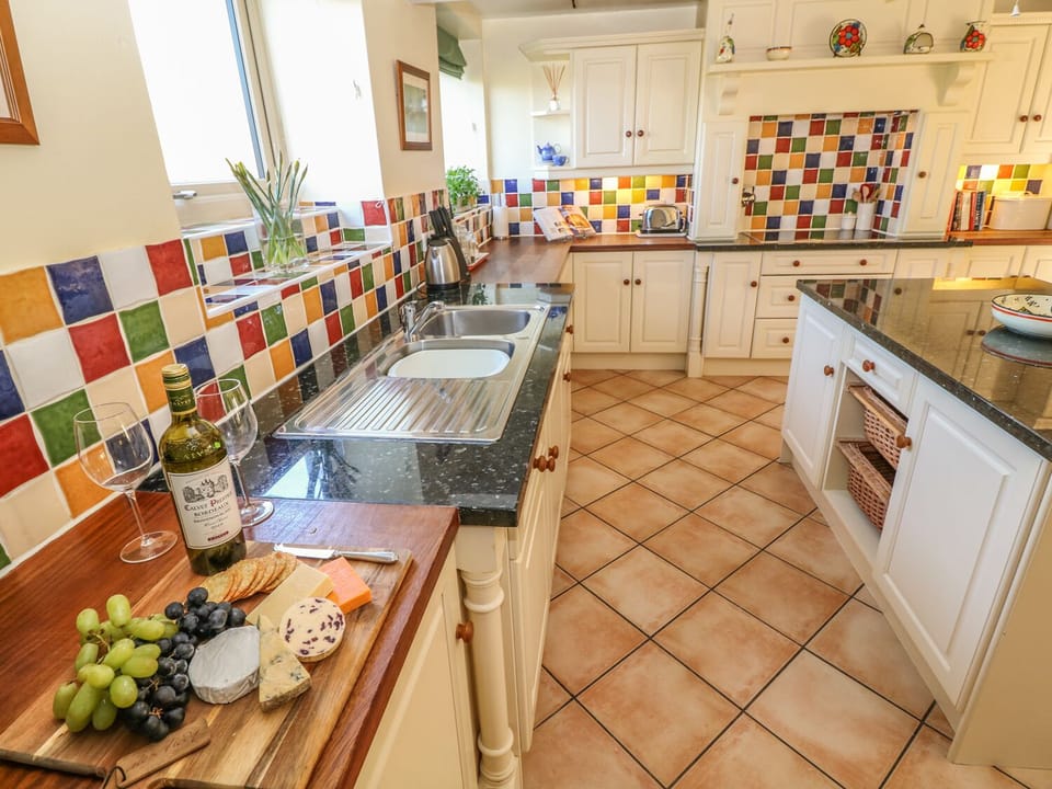 Cottage | Interior