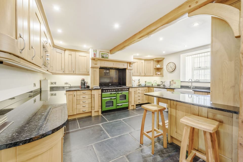 Cottage | Interior