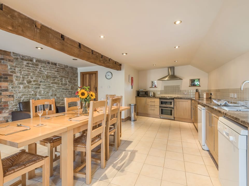 Cottage | Interior
