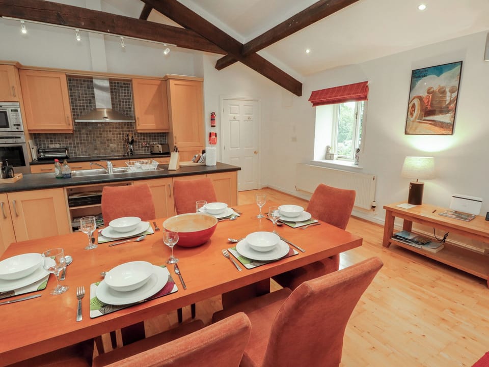 Cottage | Interior