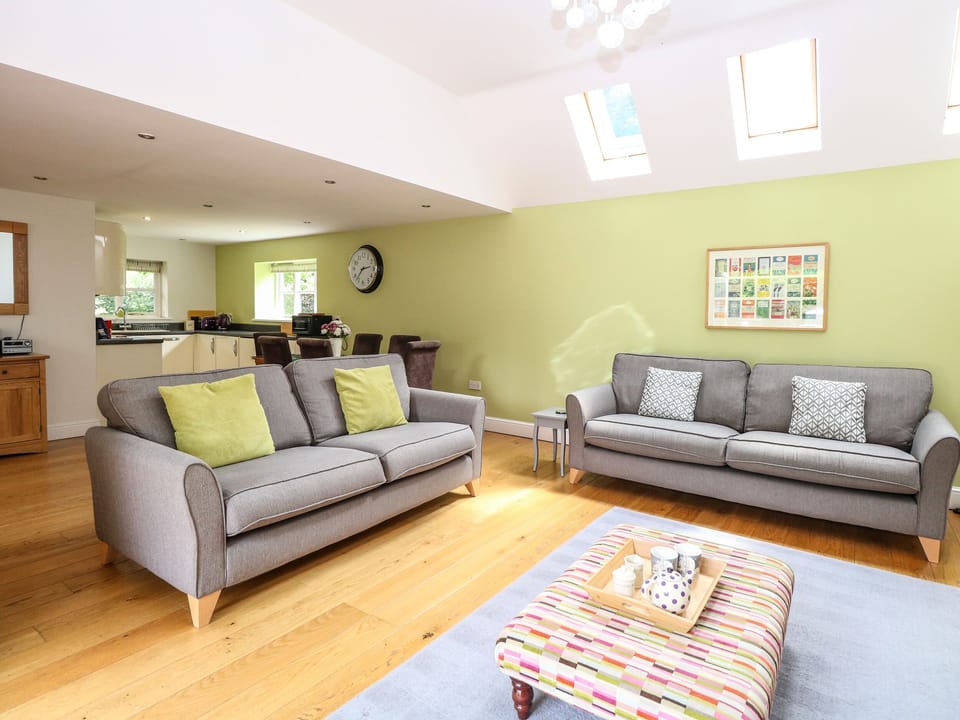 Cottage | Interior