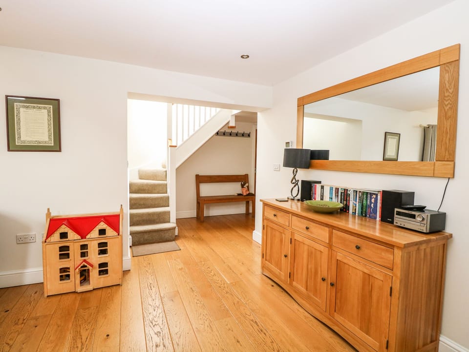 Cottage | Interior