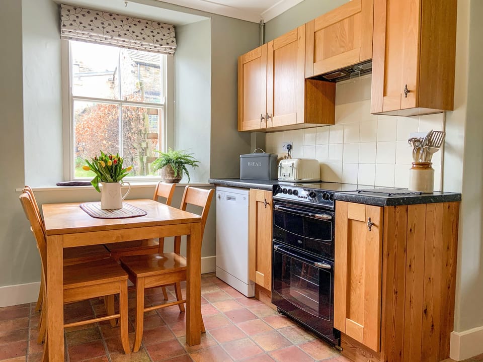 Cottage | Interior