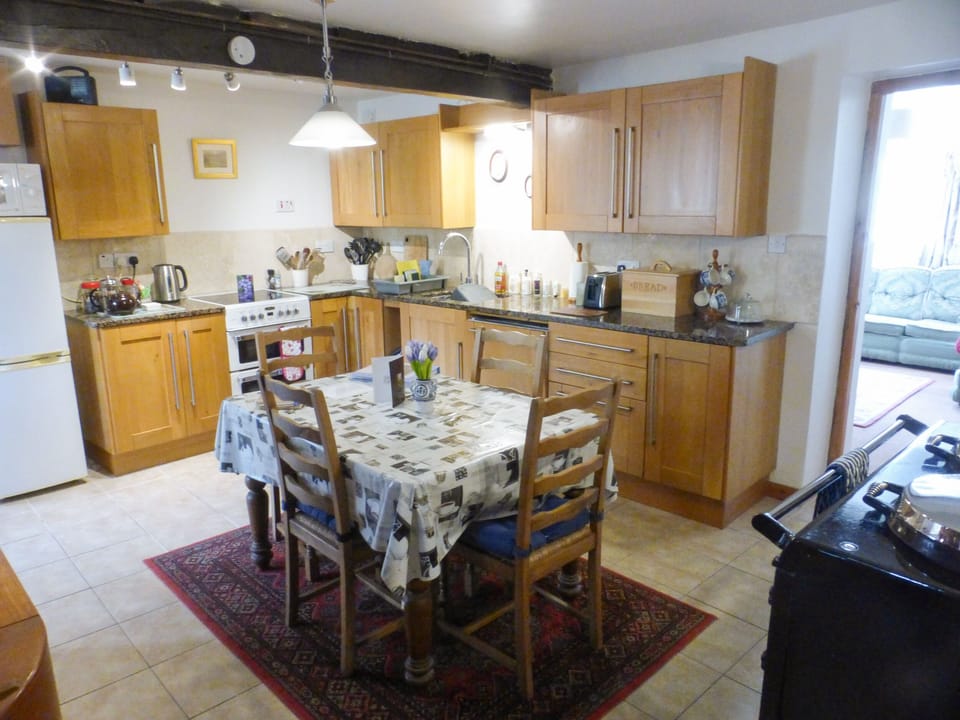 Cottage | Interior
