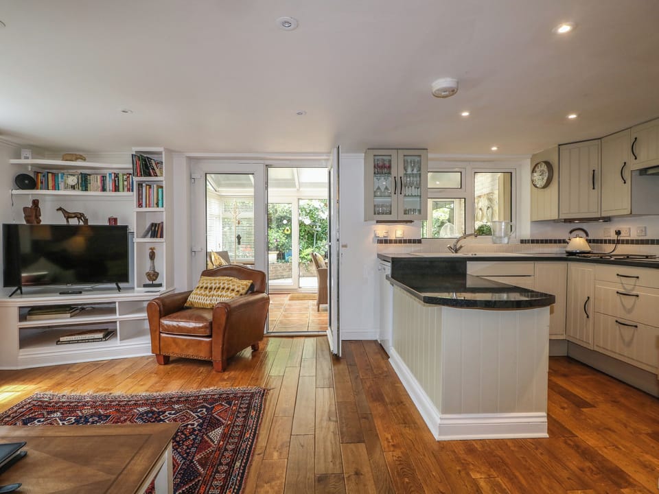 Cottage | Interior