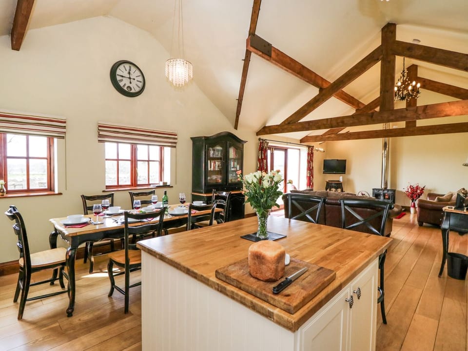 Cottage | Interior