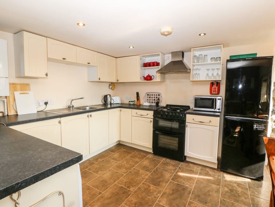 Cottage | Interior