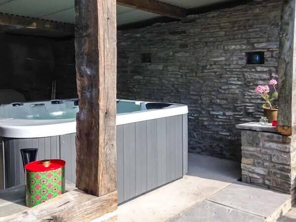 Cottage | Spa