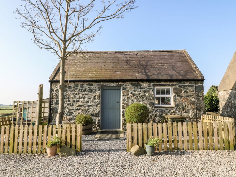 Cottage | Interior
