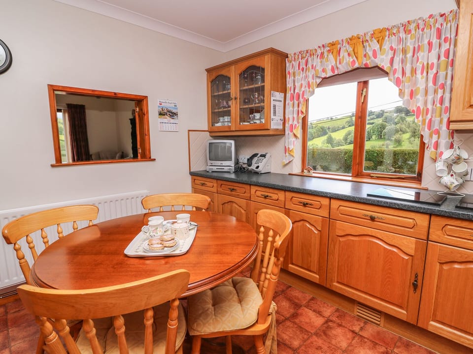 Cottage | Interior