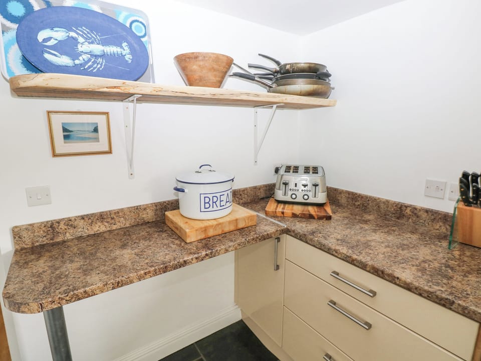 Cottage | Interior