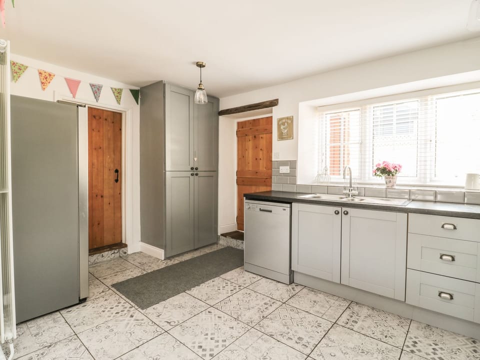 Cottage | Interior