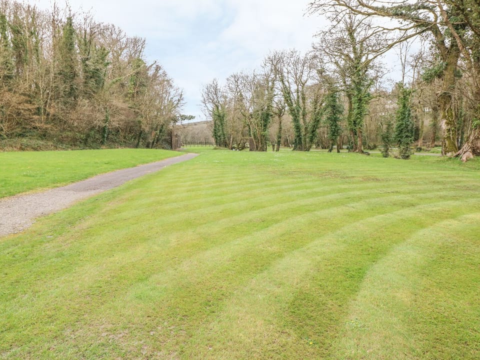 Cottage | Golf