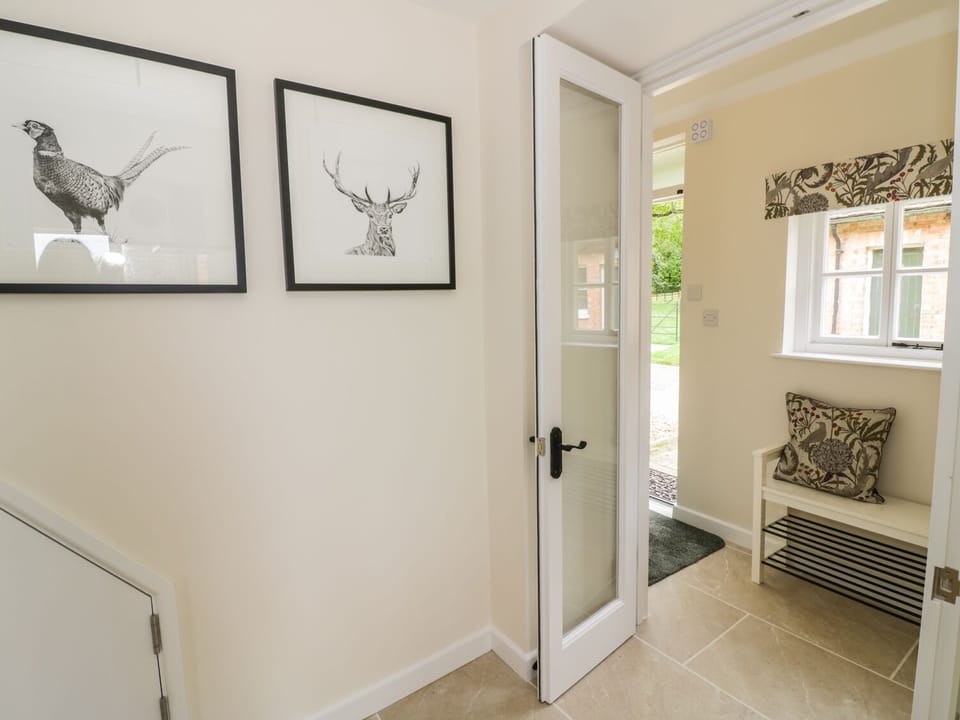 Cottage | Interior