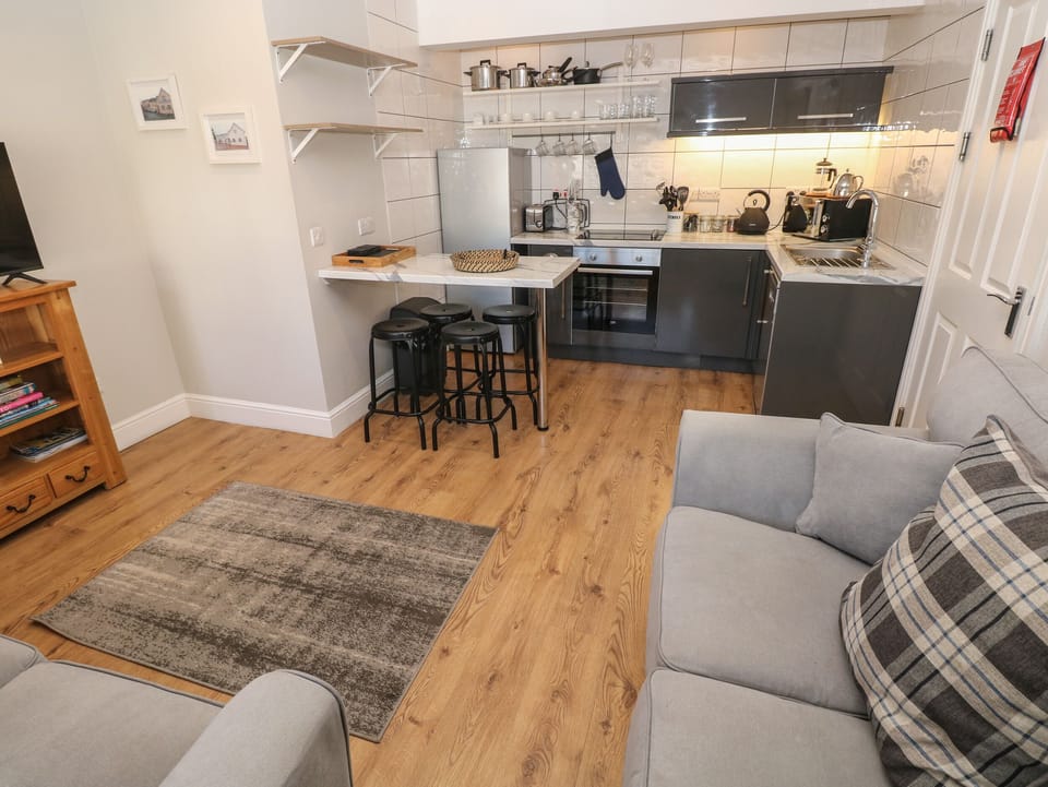 Cottage | Living area | TV, DVD player