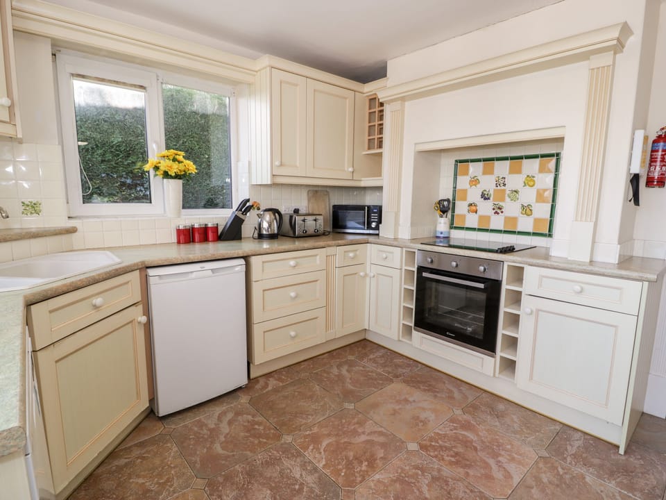 Cottage | Interior