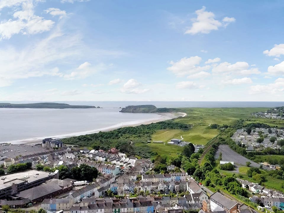 Cottage | Aerial view