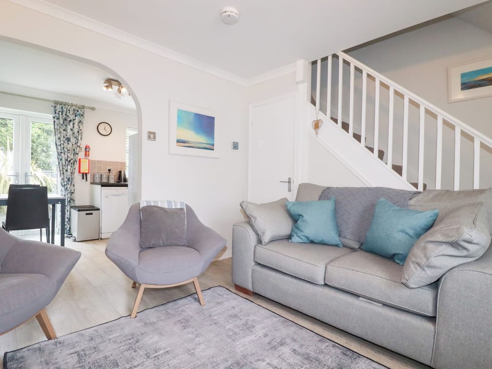 Cottage | Living area | TV, DVD player