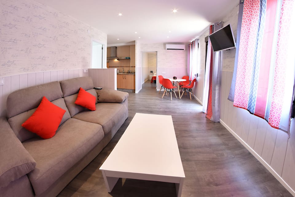 Apartment, 1 Bedroom | Private kitchen | Fridge, microwave, stovetop, coffee/tea maker