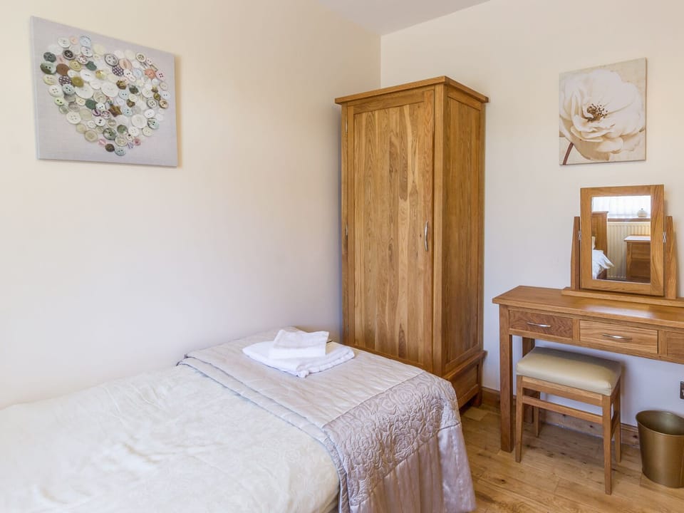 Cottage | 3 bedrooms, individually decorated, individually furnished, free WiFi