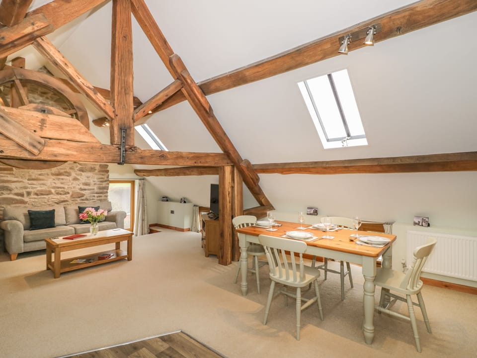 Cottage | Interior