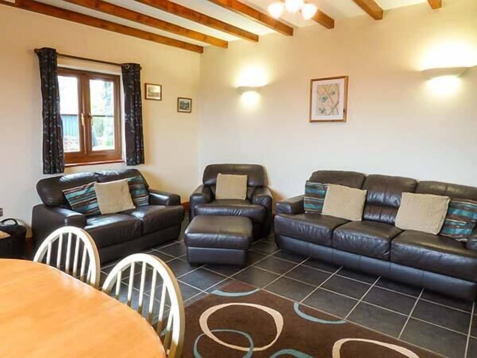 Cottage | Living room | TV, DVD player