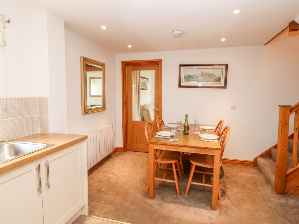 Cottage | Interior
