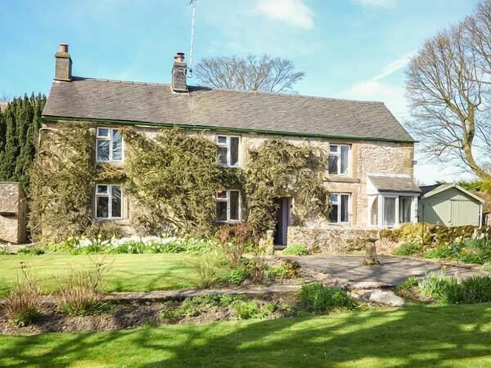 Cottage | Interior