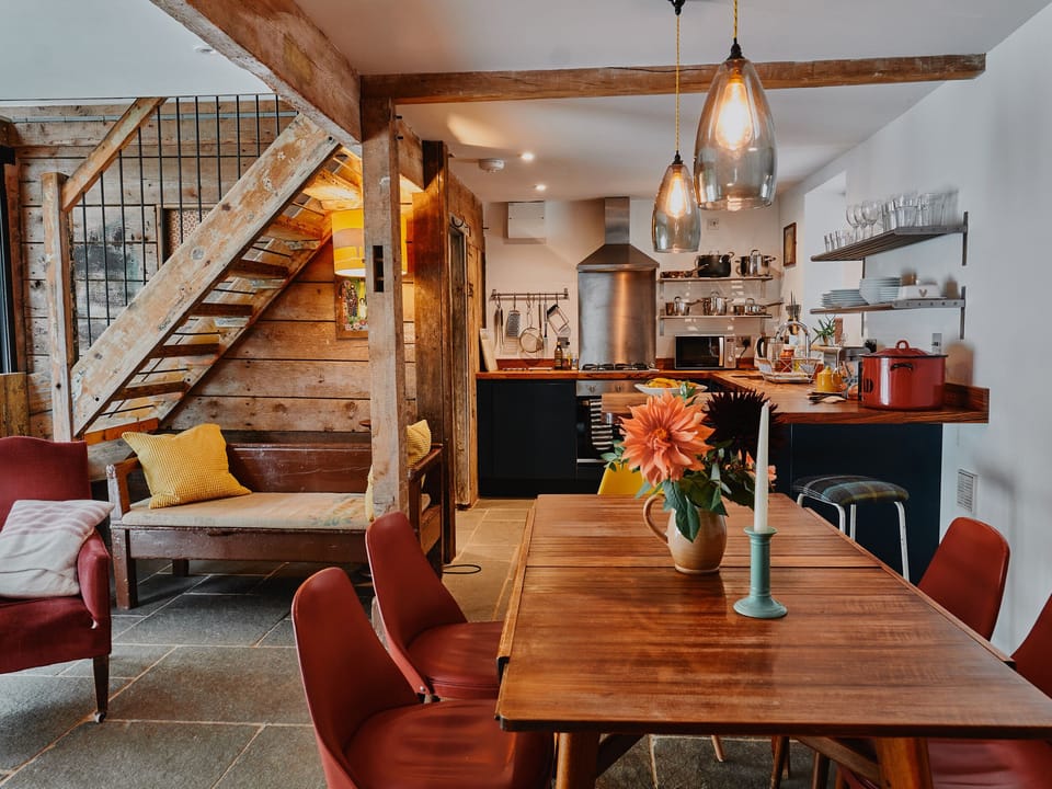 Cottage | Living room | TV