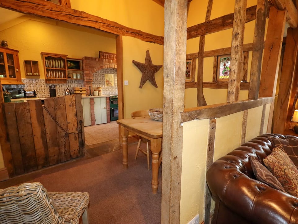 Cottage | Interior
