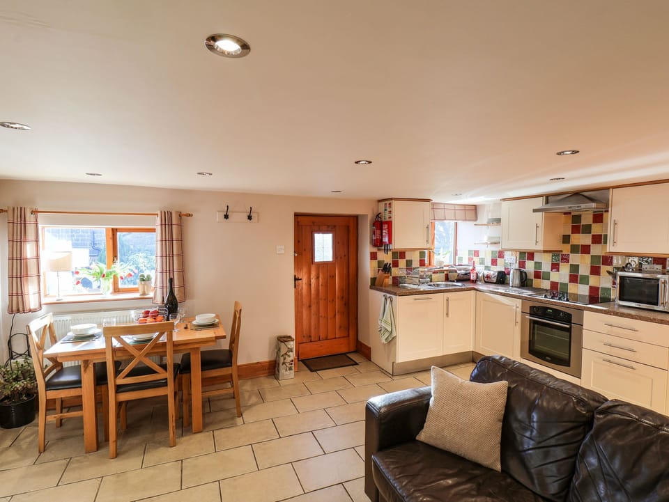 Cottage | Interior