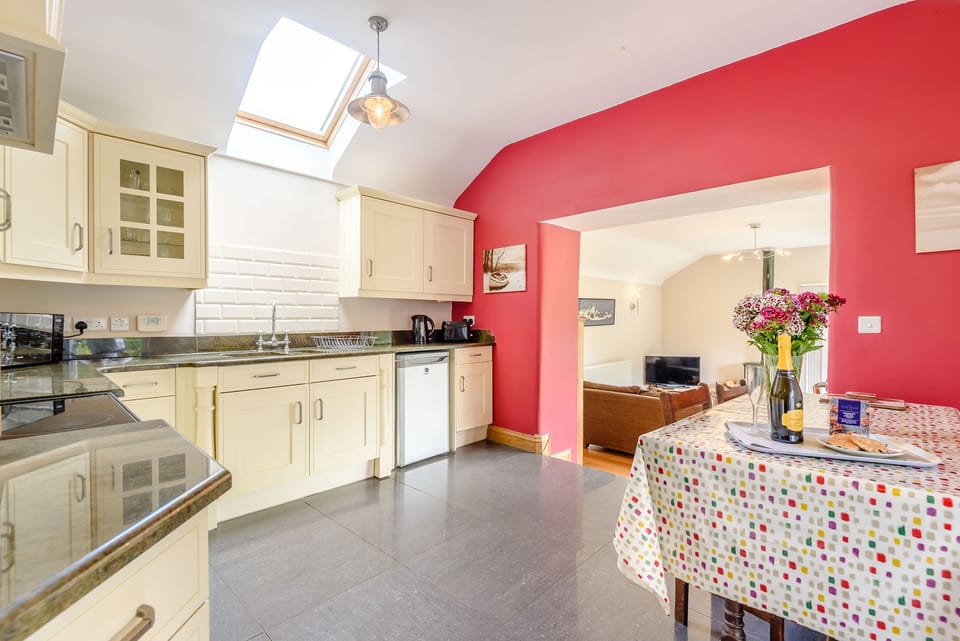 Cottage | Interior