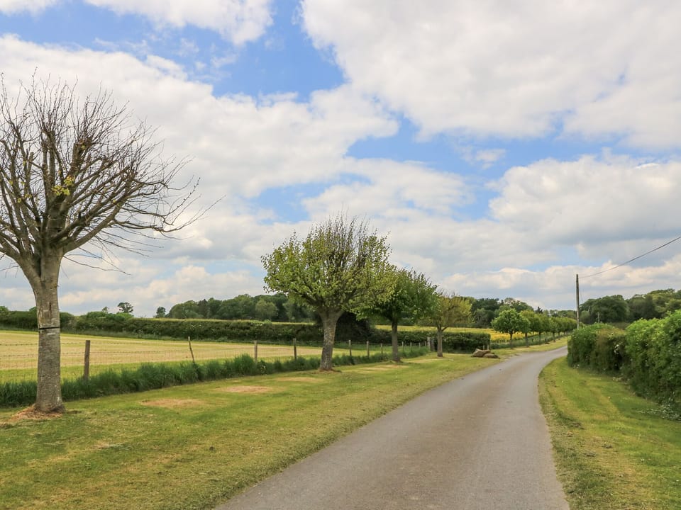 Cottage | Miscellaneous