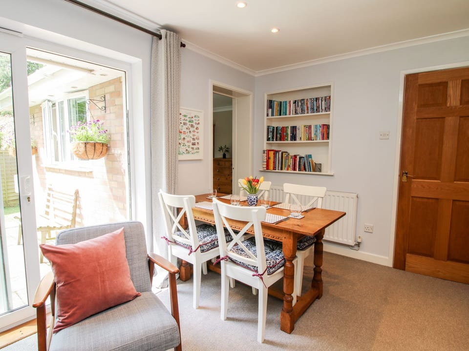 Cottage | Interior