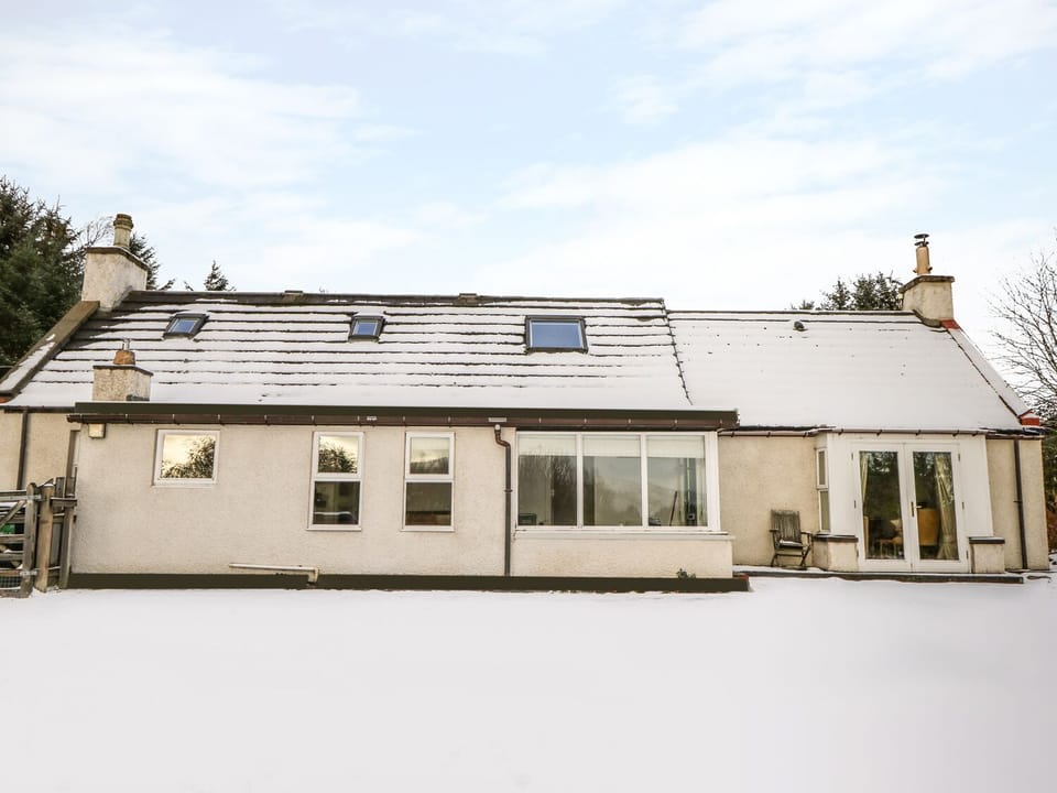 Cottage | Front of property