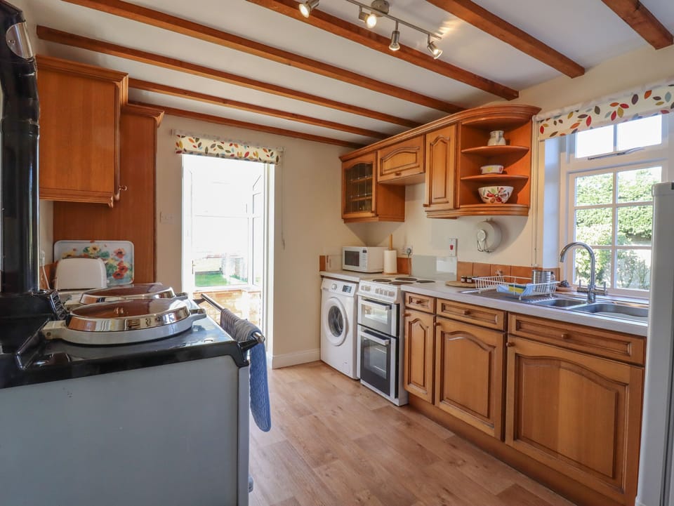 Cottage | Interior