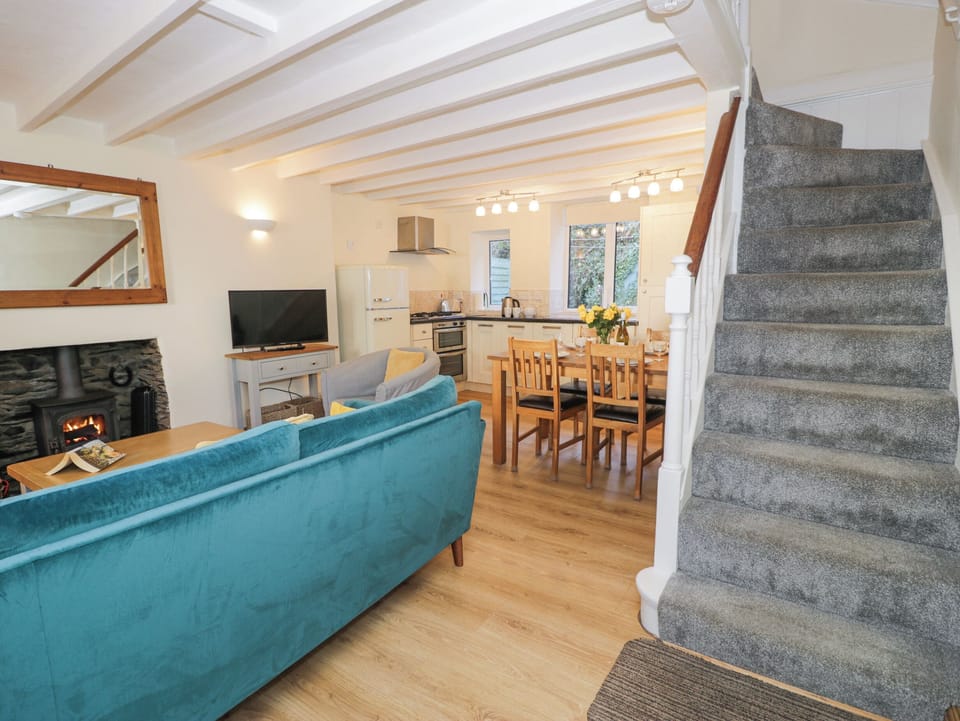 Cottage | Living area | TV, DVD player