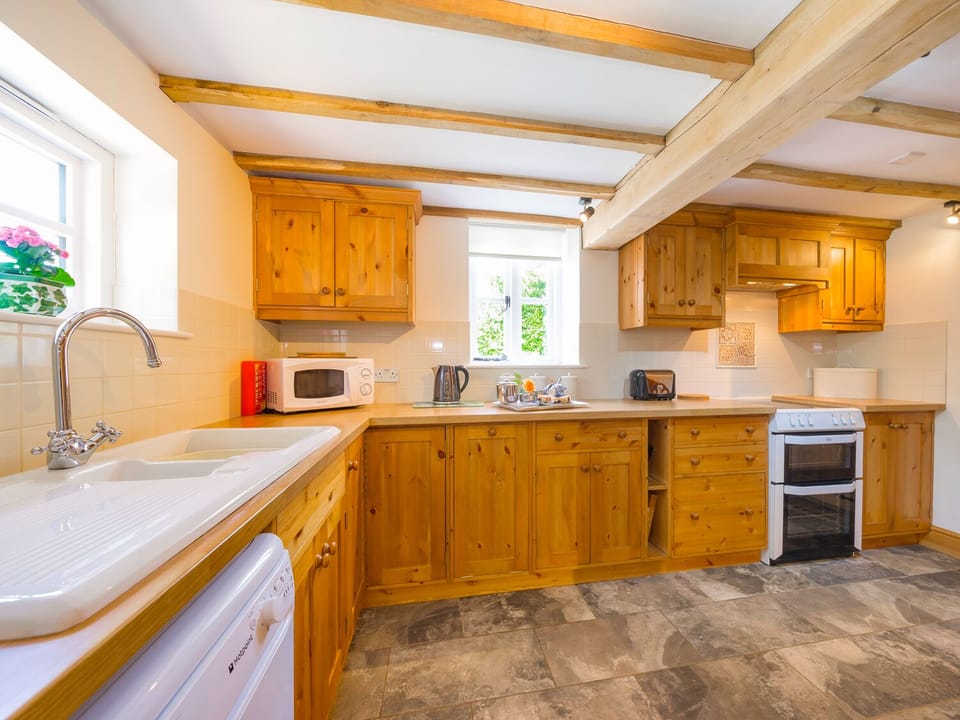 Cottage | Interior