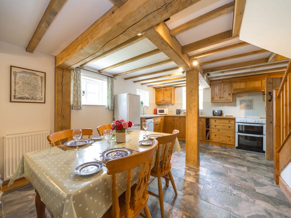 Cottage | Interior