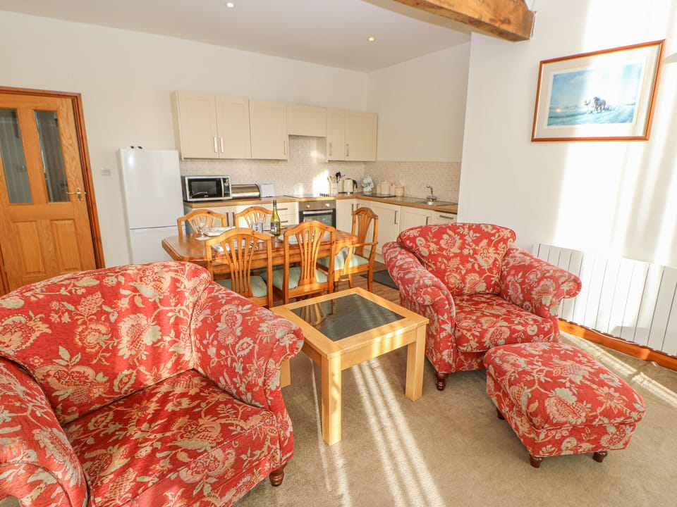 Cottage | Interior